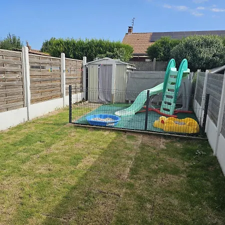 Maison Familiale, 3 Chambres, Jardin Et Parking Prive *