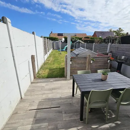 Maison Familiale, 3 Chambres, Jardin Et Parking Prive Villa