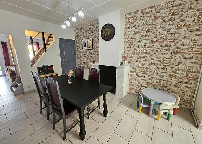Maison Familiale, 3 Chambres, Jardin Et Parking Prive Montigny-en-Gohelle